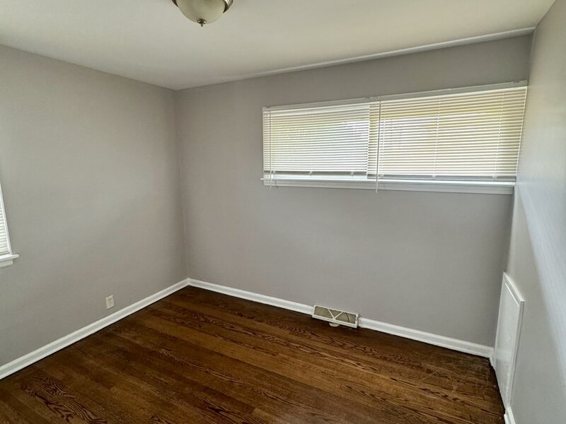461 Clyde Avenue Calumet City IL 60409