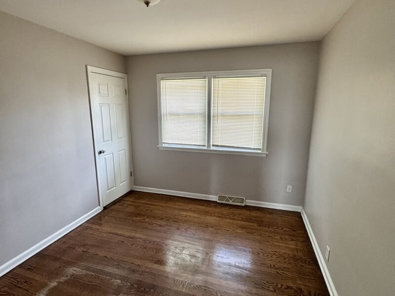 461 Clyde Avenue Calumet City IL 60409