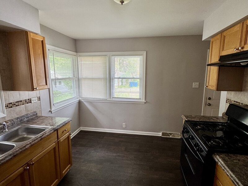 461 Clyde Avenue Calumet City IL 60409