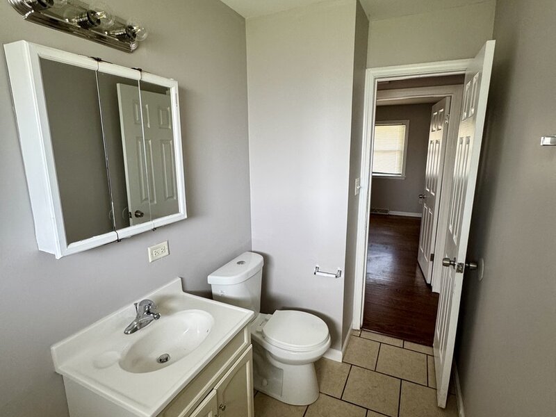 461 Clyde Avenue Calumet City IL 60409
