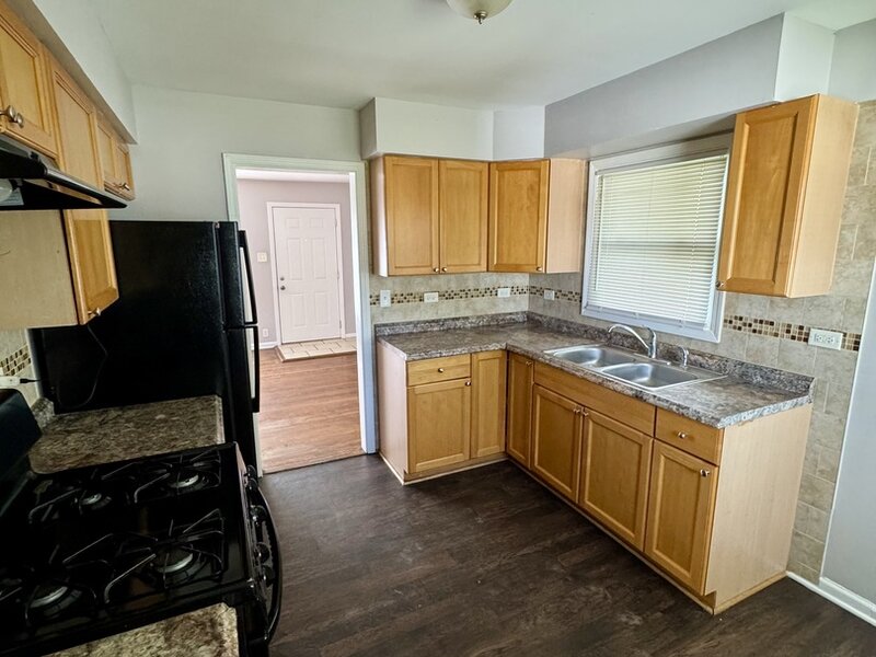 461 Clyde Avenue Calumet City IL 60409