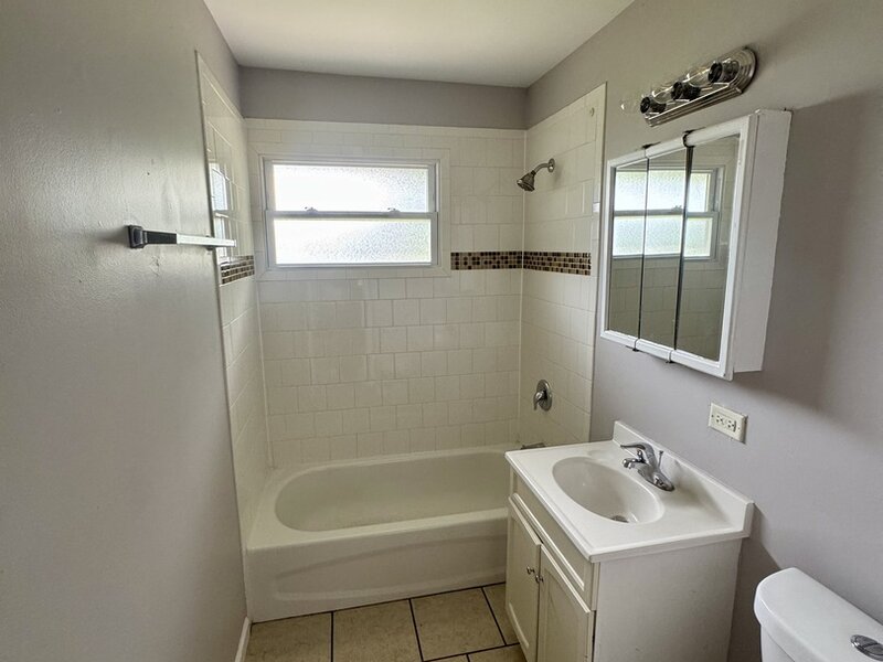 461 Clyde Avenue Calumet City IL 60409