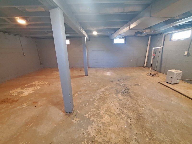 1611 36th Avenue East Moline IL 61244