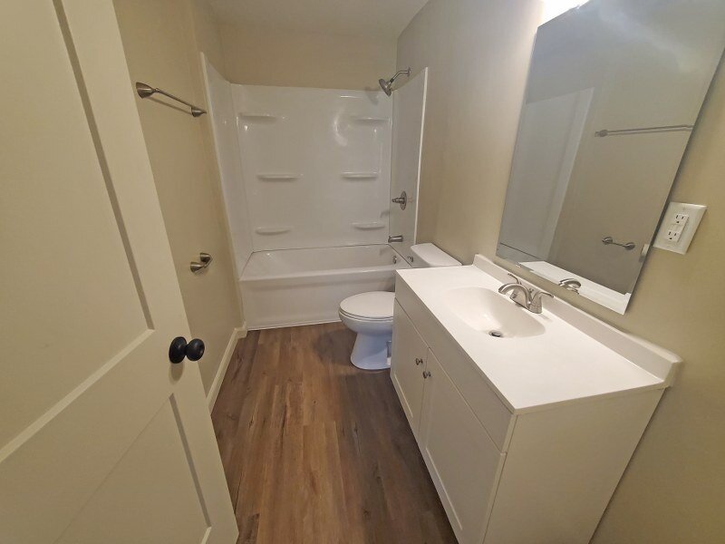 1611 36th Avenue East Moline IL 61244