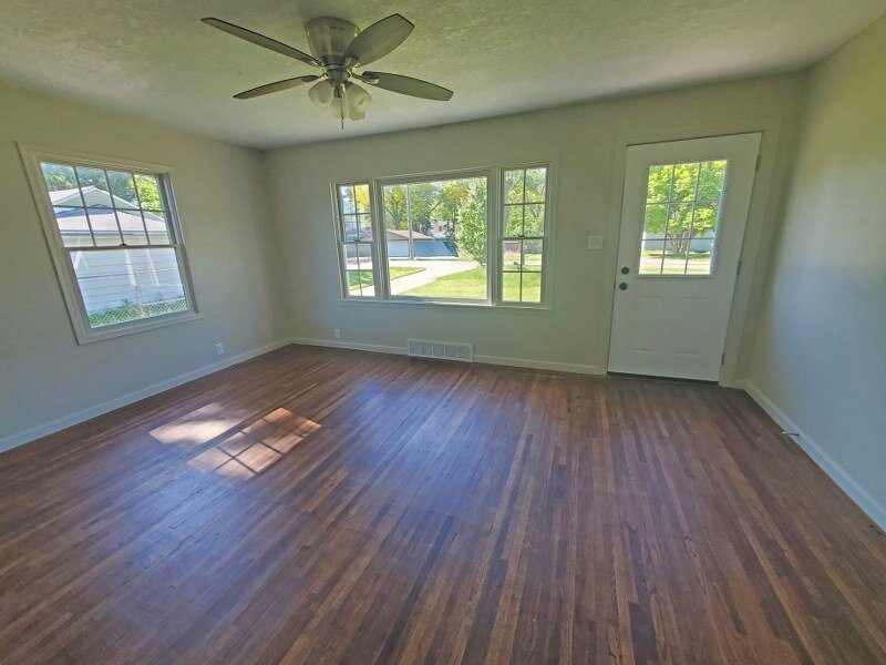 1611 36th Avenue East Moline IL 61244
