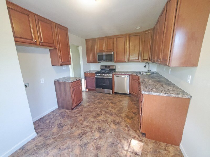 1611 36th Avenue East Moline IL 61244