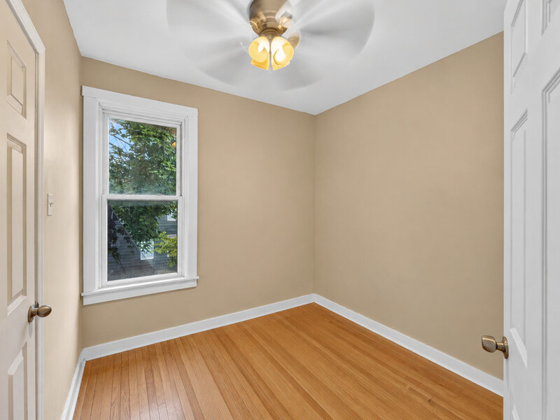 8956 S Dauphin Avenue Chicago IL 60619