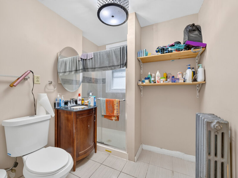 8956 S Dauphin Avenue Chicago IL 60619