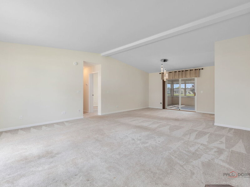 1815 Paddock Court Grayslake IL 60030