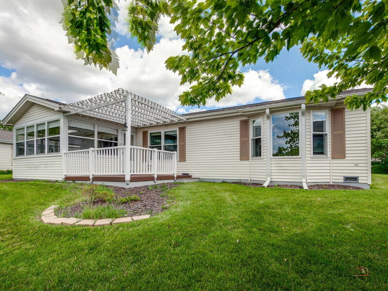1815 Paddock Court Grayslake IL 60030