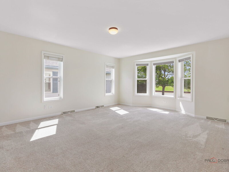 1815 Paddock Court Grayslake IL 60030