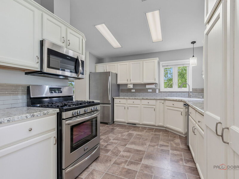 1815 Paddock Court Grayslake IL 60030