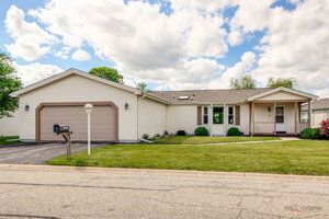 Photo of 1815 Paddock Court Grayslake IL 60030