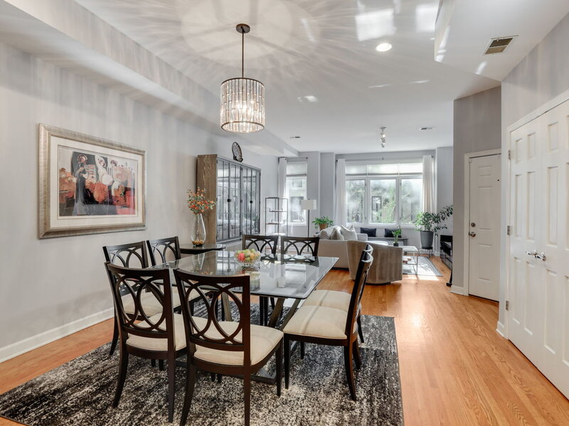 1239 N State Parkway Chicago IL 60610