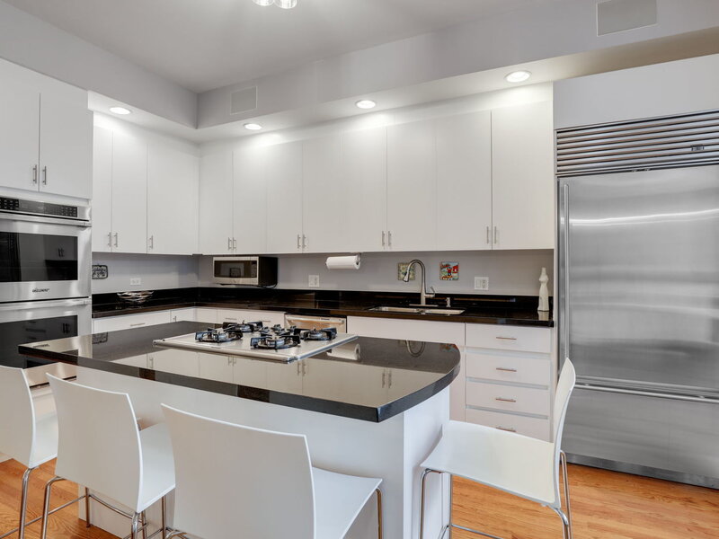 1239 N State Parkway Chicago IL 60610