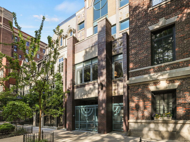 1239 N State Parkway Chicago IL 60610