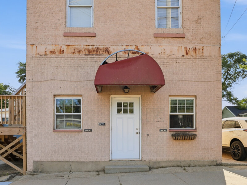 721 N Brinton Avenue Dixon IL 61021