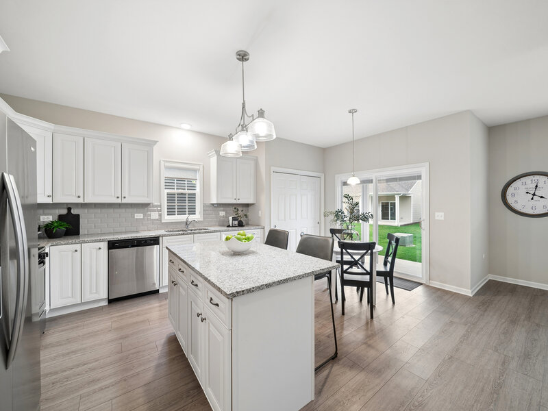 807 Alexandra Lane Yorkville IL 60560