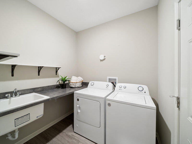 807 Alexandra Lane Yorkville IL 60560