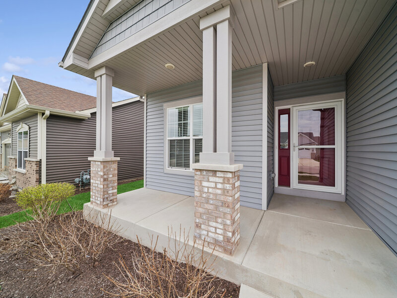 807 Alexandra Lane Yorkville IL 60560