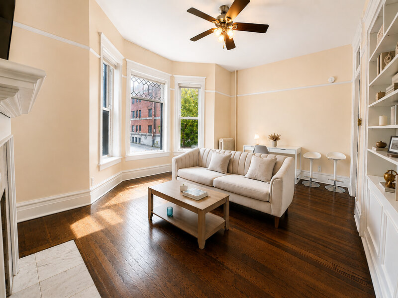 1359 E 57th Street Chicago IL 60637
