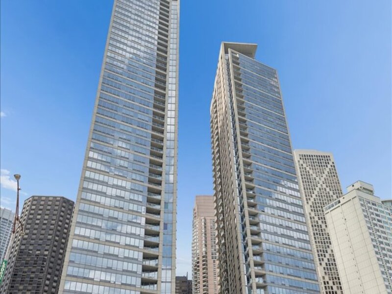 600 N Lake Shore Drive Chicago IL 60611
