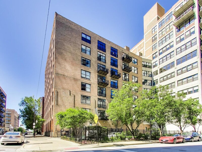 728 W Jackson Boulevard Chicago IL 60661