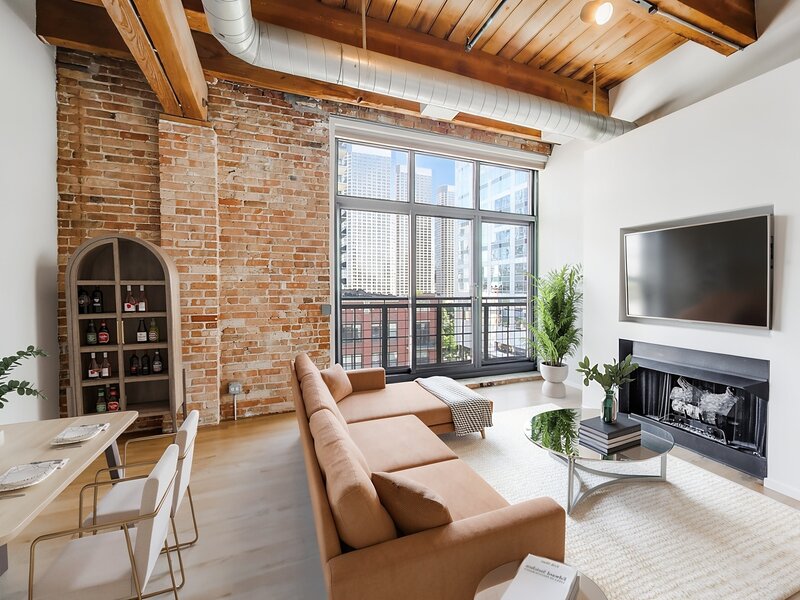 728 W Jackson Boulevard Chicago IL 60661