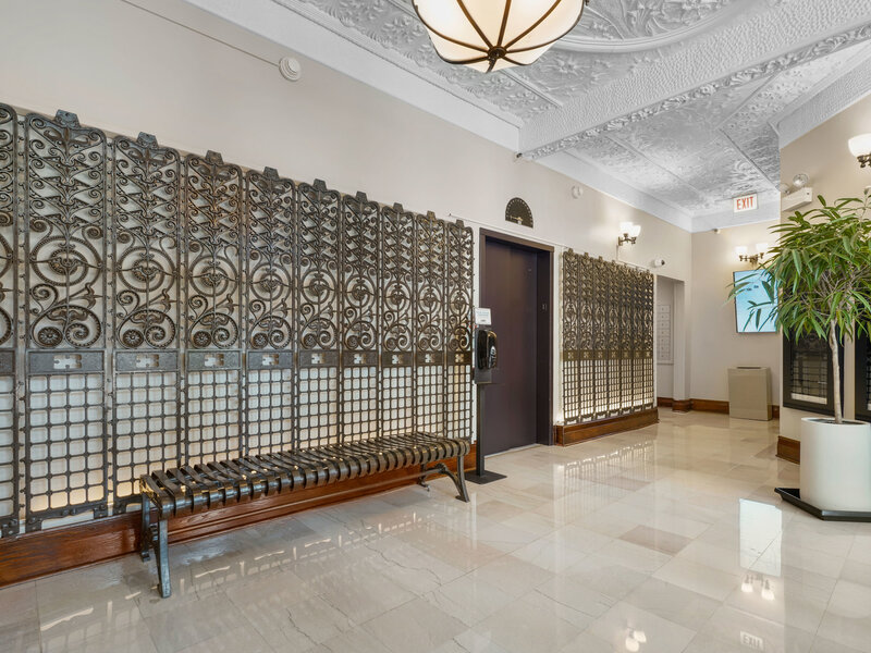 431 S Dearborn Street Chicago IL 60605