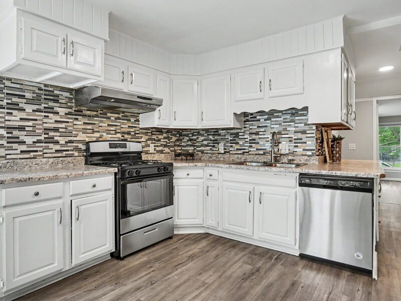 2350 Farnam Street Davenport IA 52803