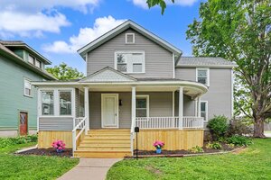 Photo of 2350 Farnam Street Davenport IA 52803