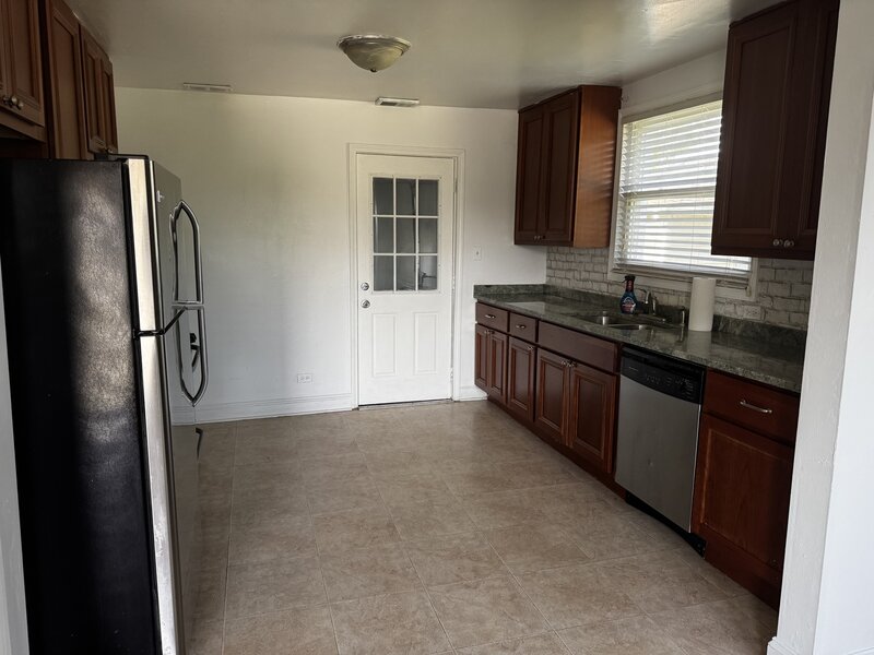 3944 183rd Street Homewood IL 60430