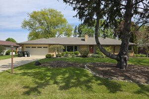 Photo of 29 E Stonegate Drive Prospect Heights IL 60070