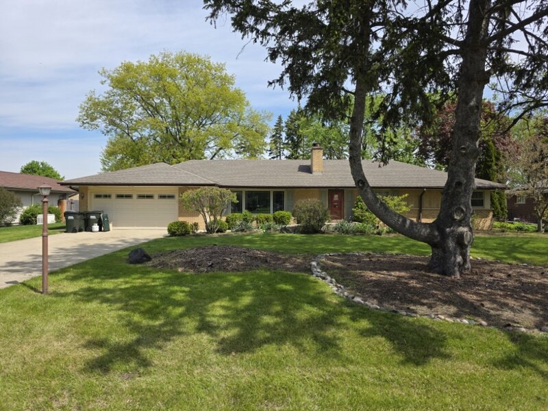 29 E Stonegate Drive Prospect Heights IL 60070