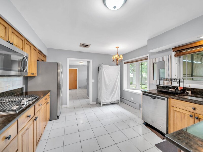 29 E Stonegate Drive Prospect Heights IL 60070