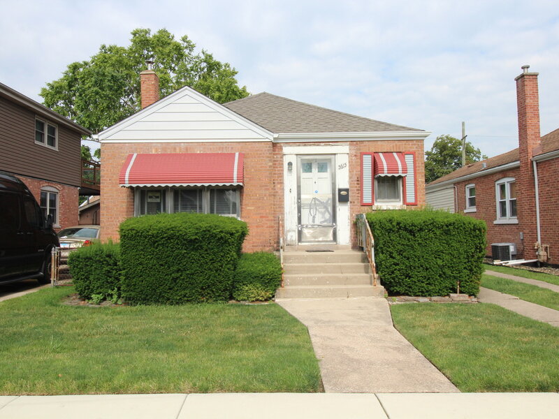 5615 S Nordica Avenue Chicago IL 60638