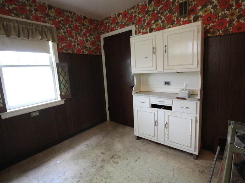 5615 S Nordica Avenue Chicago IL 60638