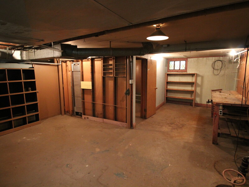 5615 S Nordica Avenue Chicago IL 60638