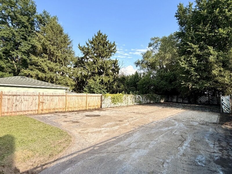 705 Sheridan Avenue Dolton IL 60419