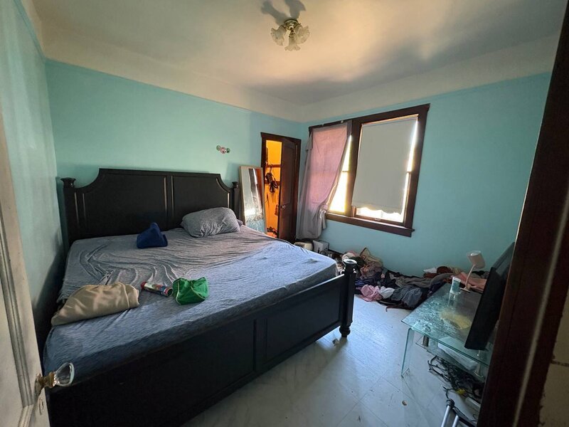 14032 S Burnham Avenue Burnham IL 60633