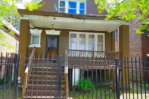 Photo of 6421 S Wolcott Avenue Chicago IL 60636