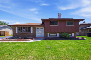 Photo of 191 Montclare Lane Wood Dale IL 60191