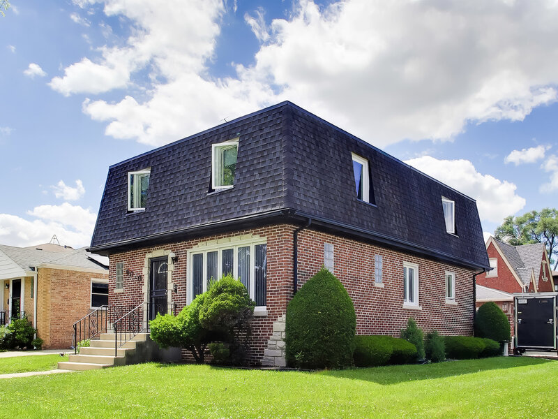 6040 N Niagara Avenue Chicago IL 60631