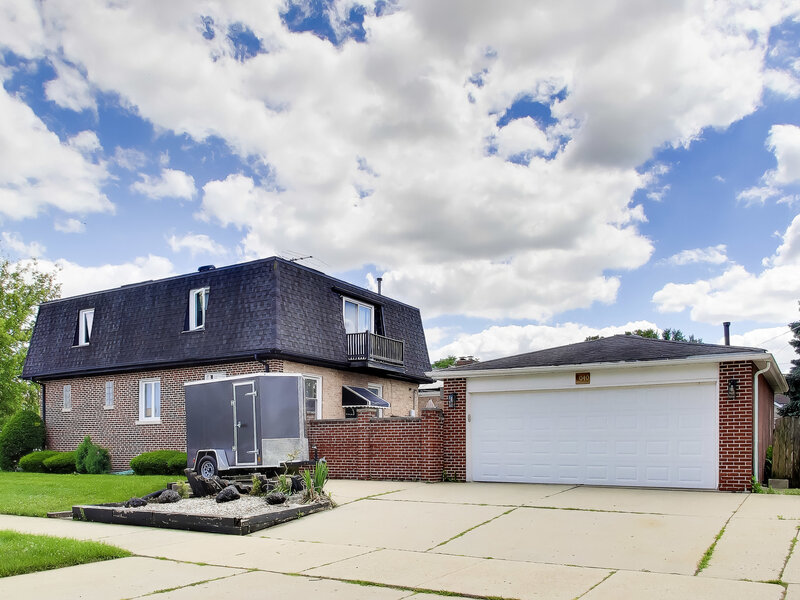 6040 N Niagara Avenue Chicago IL 60631