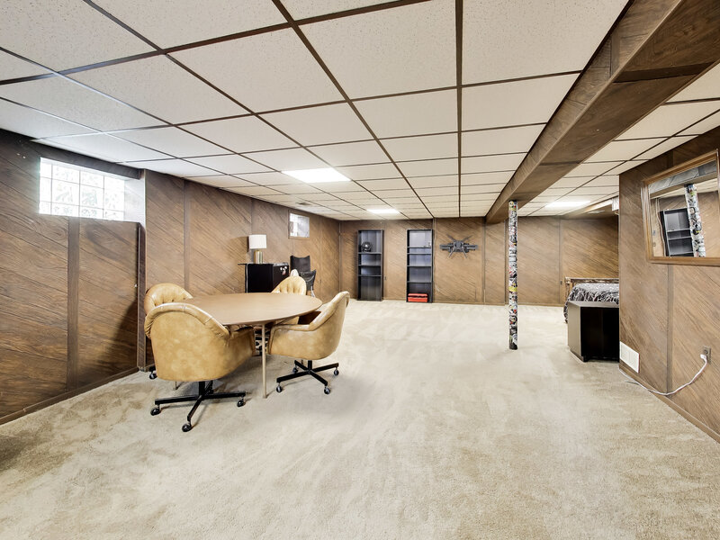 6040 N Niagara Avenue Chicago IL 60631