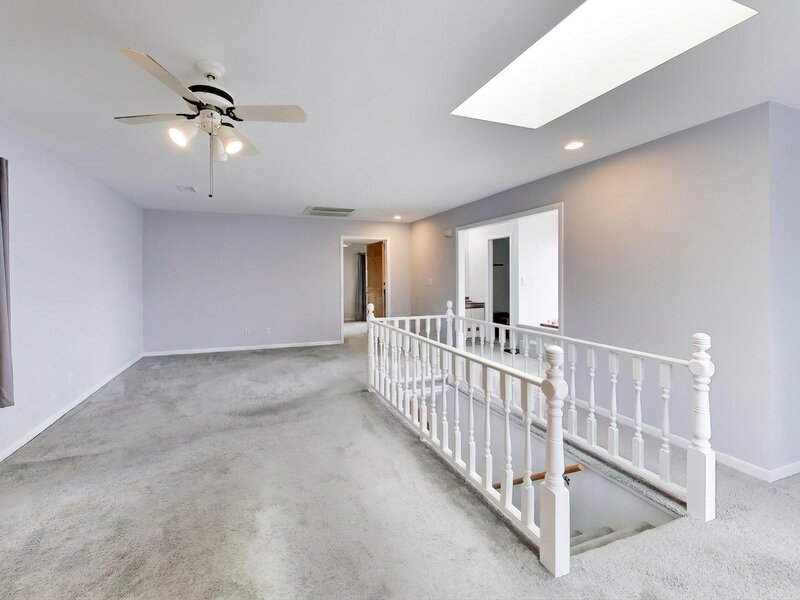 6040 N Niagara Avenue Chicago IL 60631
