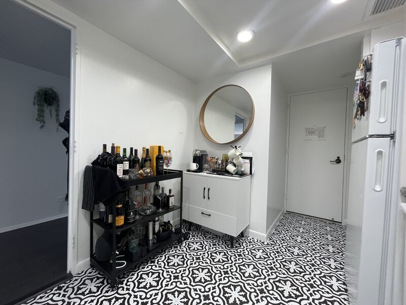 175 E Delaware Place Chicago IL 60611