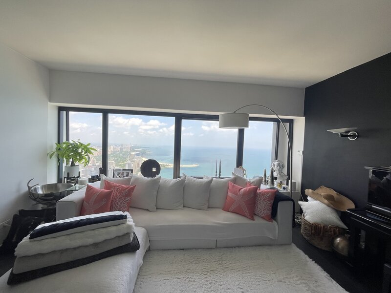175 E Delaware Place Chicago IL 60611