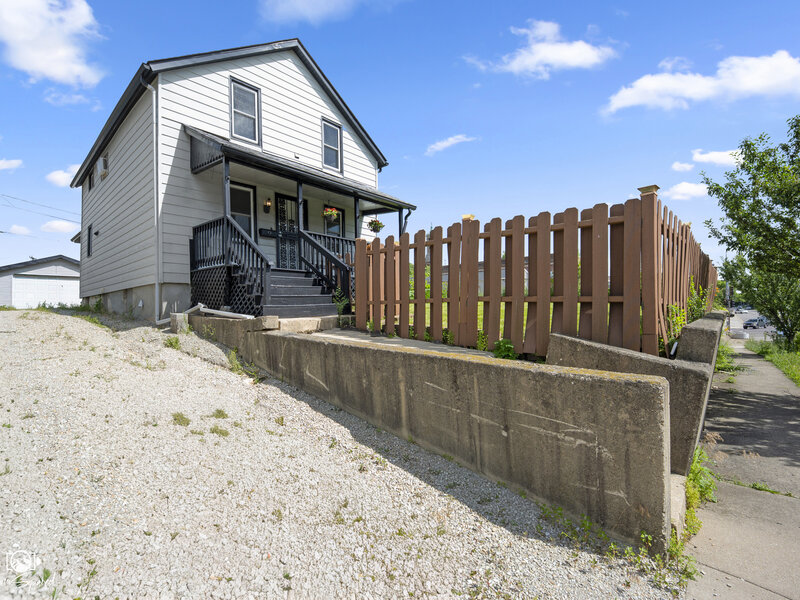 116 N Hickory Street Joliet IL 60435