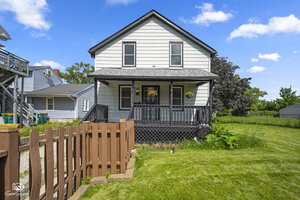 Photo of 116 N Hickory Street Joliet IL 60435